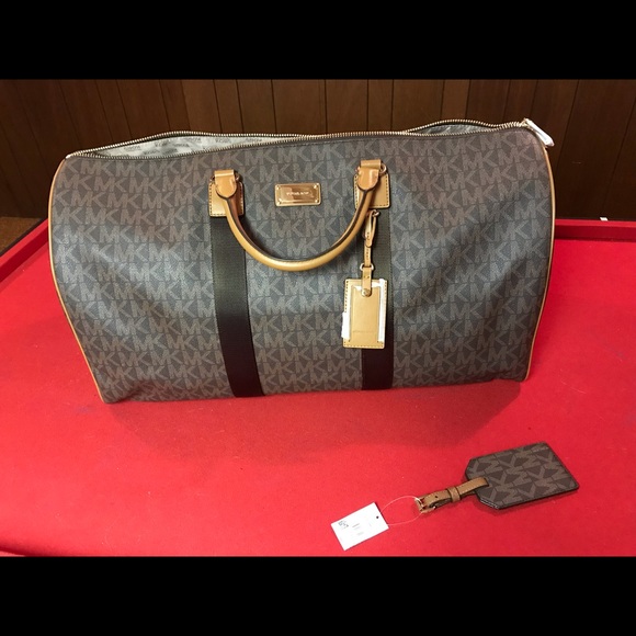 Michael Kors Duffel Bag and luggage tag set - Picture 1 of 5